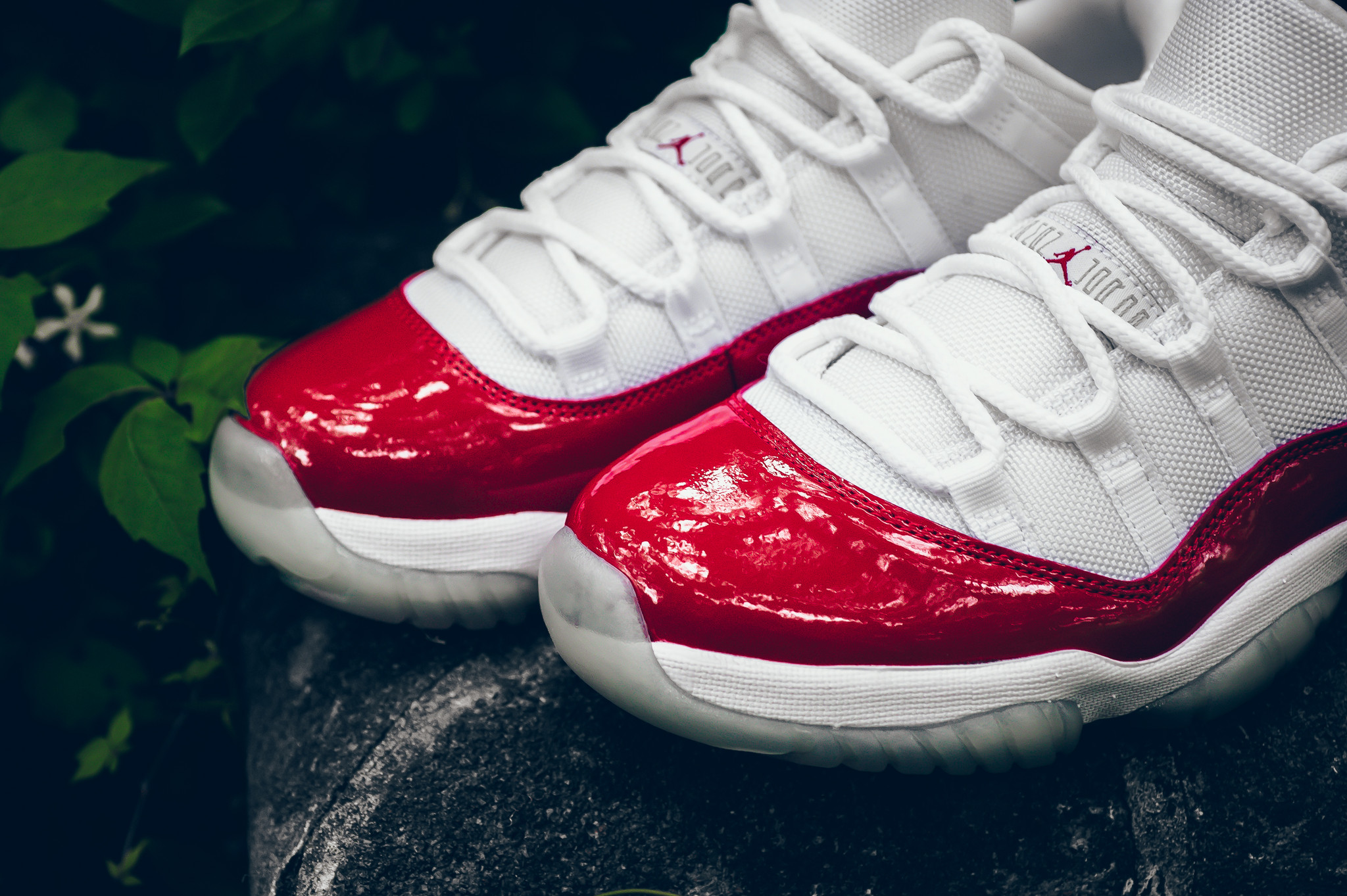 red and white 11s low
